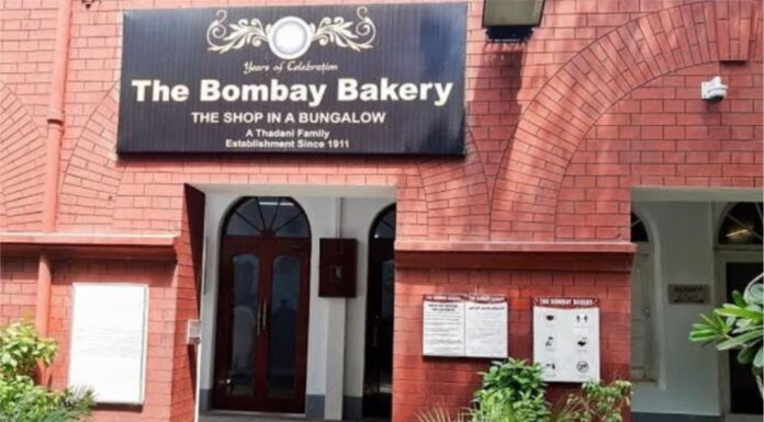 Amid Karachi Bakery Vandalism in India, Pakistanis Honor Bombay Bakery